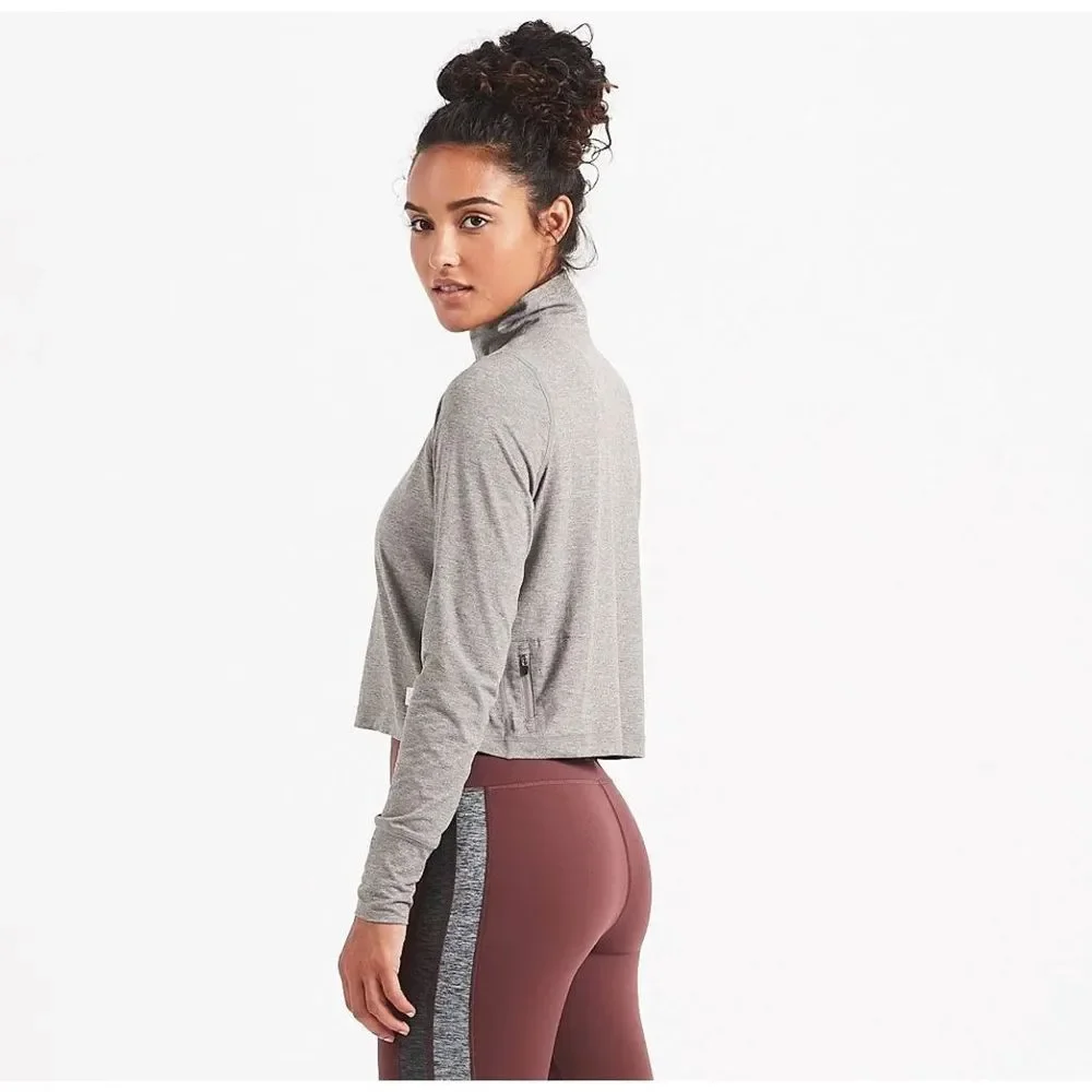 Vuori Light Gray Long Sleeve Crop Top - Picture 1 of 6